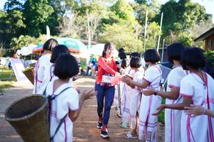 BIB: 333
                            <button type="button" onclick="openModal(18989079)" class="btn btn-primary btn-sm float-right btn-popup" data-toggle="modal" data-target=".modal-high-quality">
                        <i class="fas fa-shopping-cart"></i> Add to Cart
                    </button>
                                            <button type="button" onclick="isThisMe(18989079, true)" class="btn btn-success btn-sm float-right btn-popup btn-isme hidden" data-toggle="tooltip" data-placement="bottom" title="นี่คือรูปของคุณใช่ไหม คลิกที่นี่เพื่อเอาเข้าอัลบั้ม">
                        <i class="fas fa-plus"></i> Add to album
                    </button>
                    <button type="button" onclick="isThisMe(18989079, false)" class="btn btn-warning btn-sm float-right btn-popup btn-isnotme hidden">
                        <i class="fas fa-ban"></i> Remove from album
                    </button>